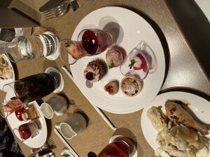 0EDC338A-8EE4-4DBD-ADE6-C8D381C5AFC8